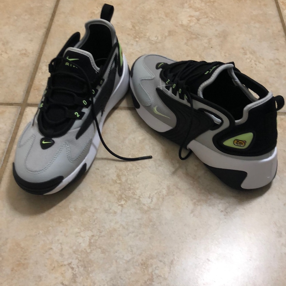 Like new nike air Wore ones it’s too close